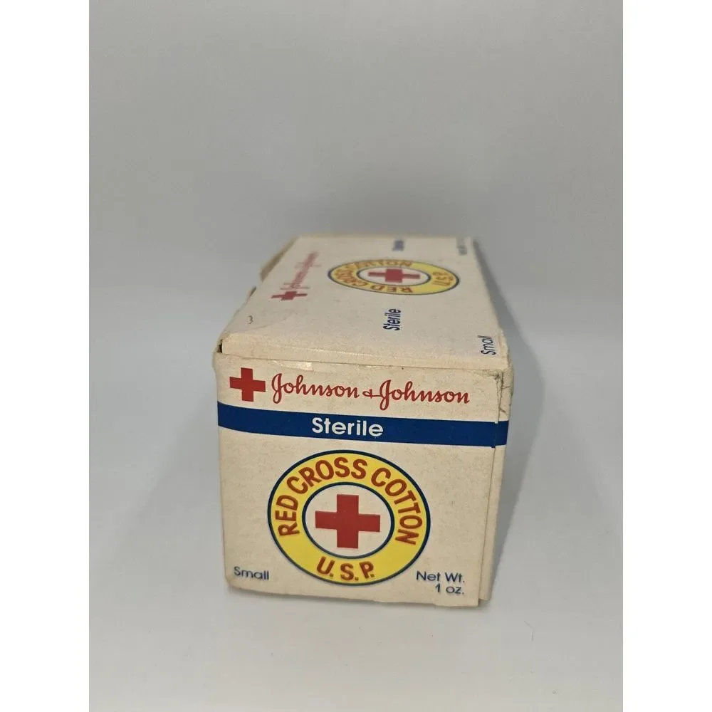Johnson & Johnson 1980s Red Cross Cotton USP First Aid Advertisement USA‎